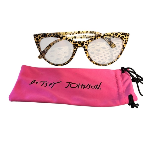 Betsey Johnson Accessories - Betsey Johnson Leopard Cat Eye Glasses Clear 0.0 Lense Plastic Frame Black Tan